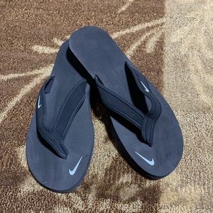 Nike flip flops